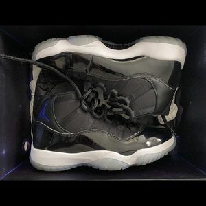 Jordan 11 Space Jam